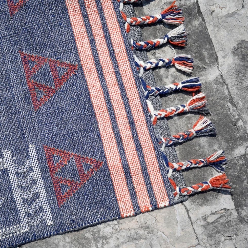 Indischer Kilim Teppich im antiken Stil