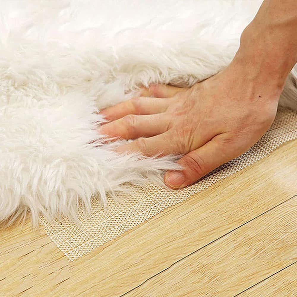 Weiße, rutschfeste Teppichunterlage für Kelim (PVC) Weiße, rutschfeste Teppichunterlage für Kelim (PVC)