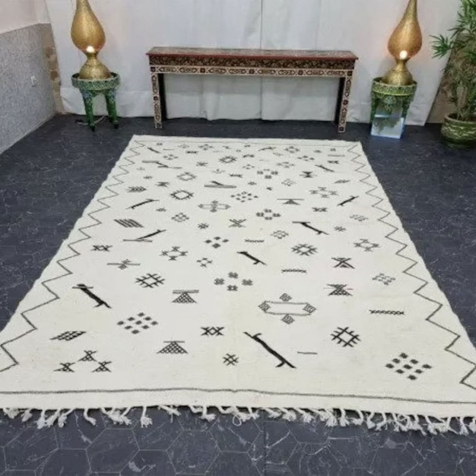 Weißer Berber-Kelim-Stammesteppich