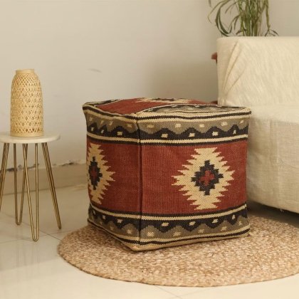 Rostfarbenes Rautenmuster Kilim Pouf