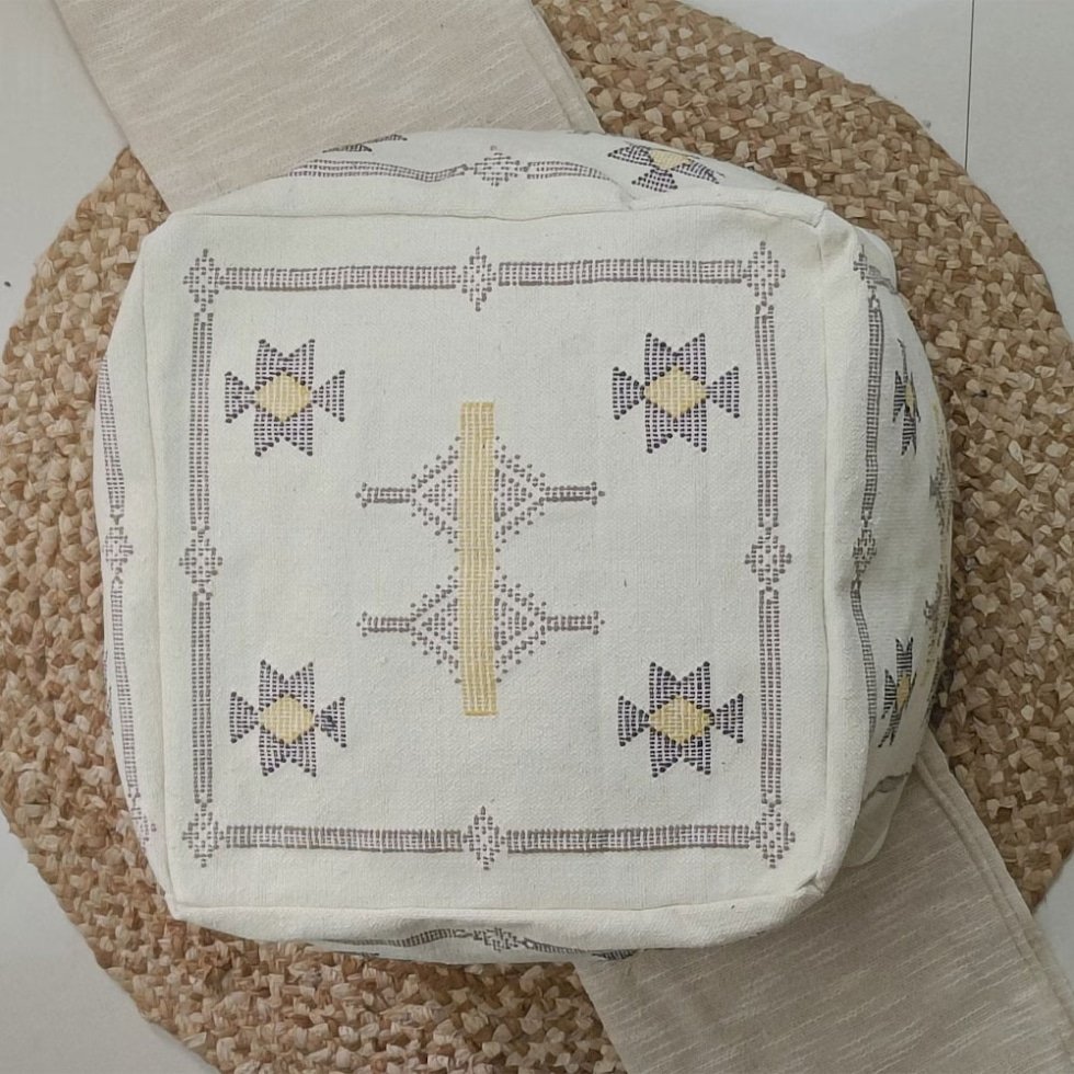 Weißer marokkanischer Kilim Pouf