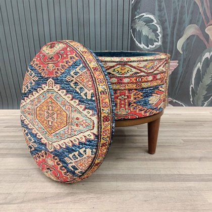 Blauer und beiger runder türkischer Kelim-Ottoman mit Stauraum