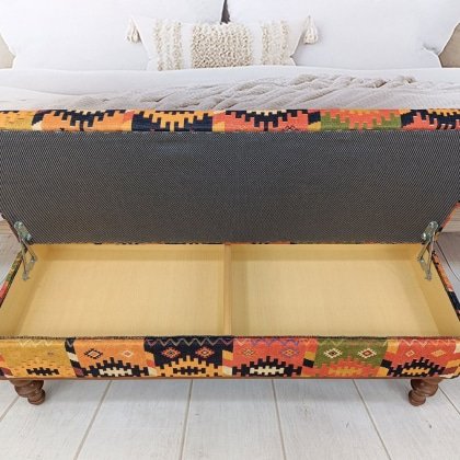 Oranger türkischer Kelim-Ottoman Couchtisch mit Ablage